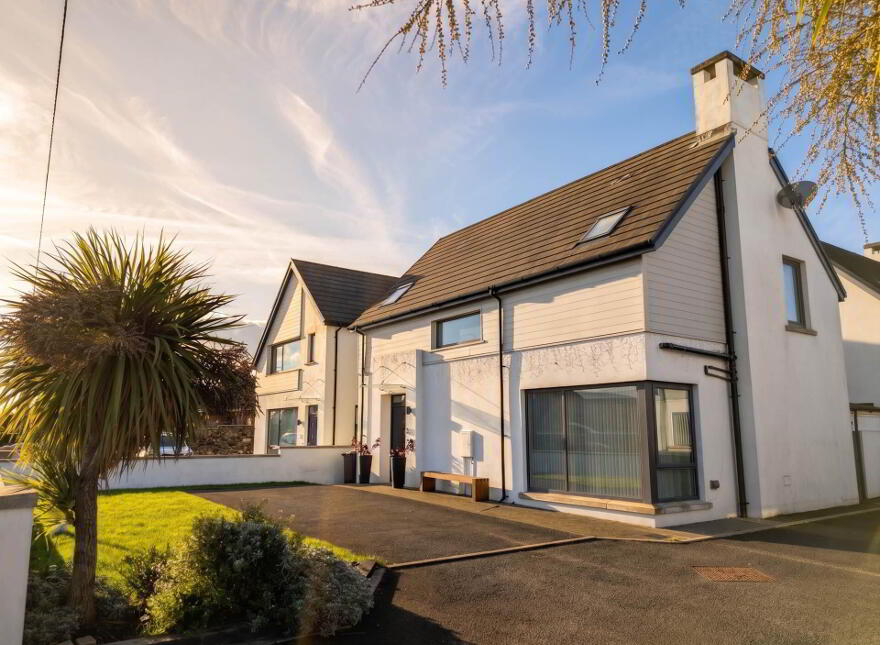 154 Larne Road, Carrickfergus, BT38 7NL photo