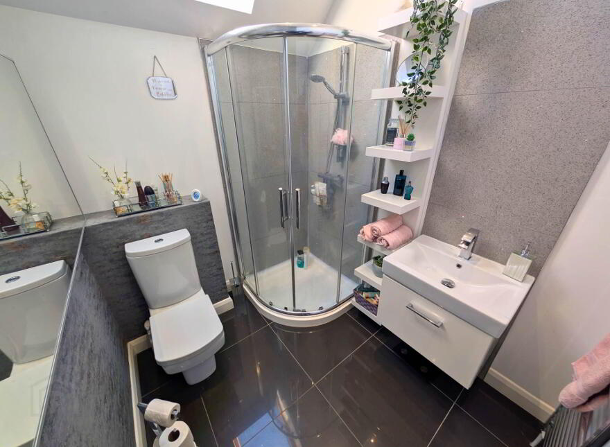 154 Larne Road, Carrickfergus, BT38 7NL