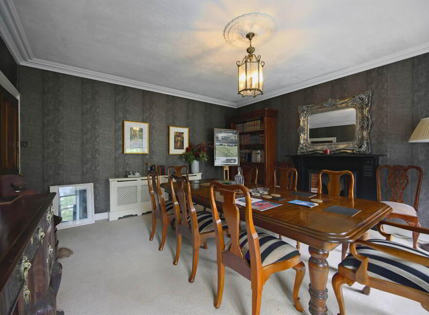 3 Victoria Road, Holywood, BT18 9BA