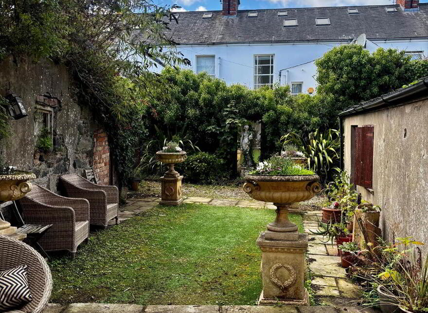 3 Victoria Road, Holywood, BT18 9BA