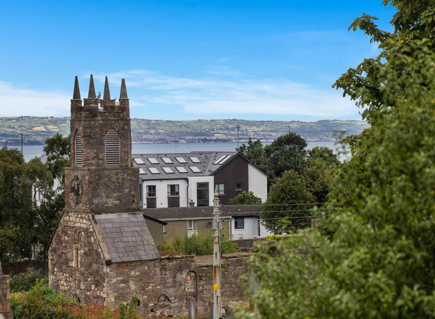 3 Victoria Road, Holywood, BT18 9BA