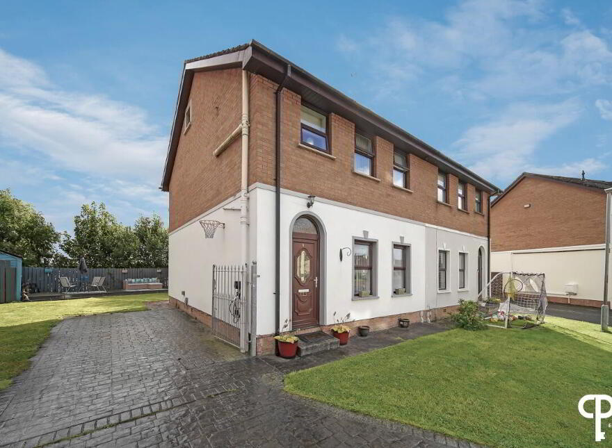 19 Pennyburn Court, Derry, BT48 0RT