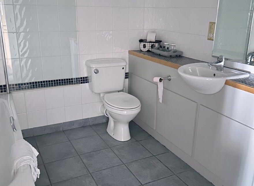 The Mellon Country Inn, 134 Beltany Road, Omagh, BT78 5RA