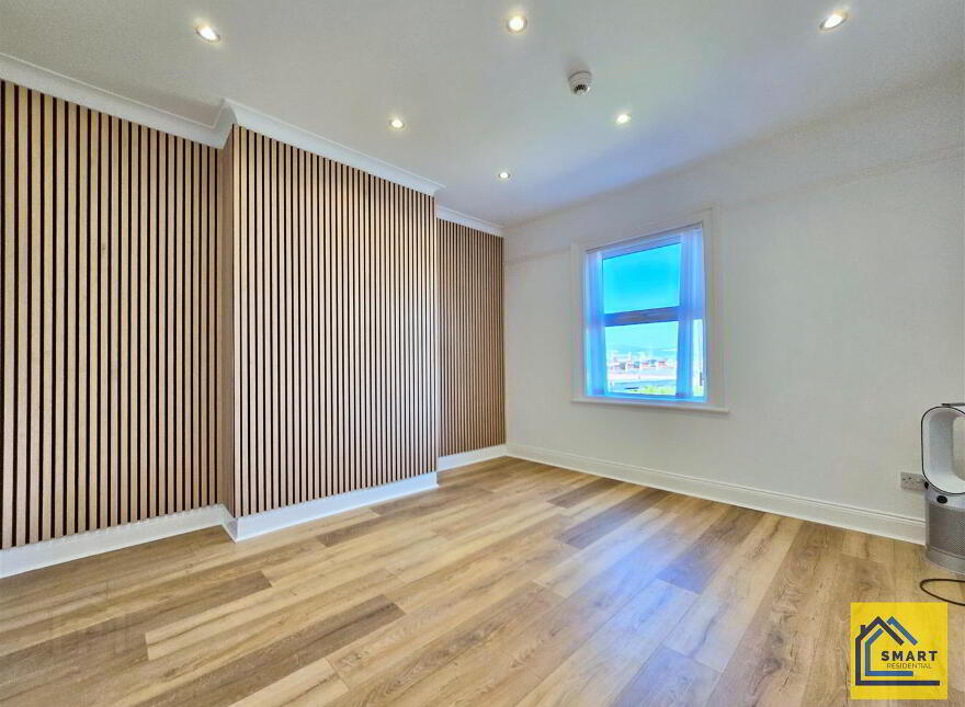 130 Holywood Road, Belfast, BT4 1NY