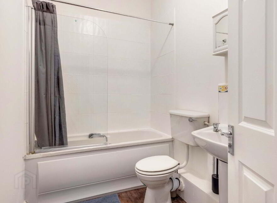 4 Fingal Court, Main Street, Dunshaughlin, A85XP90