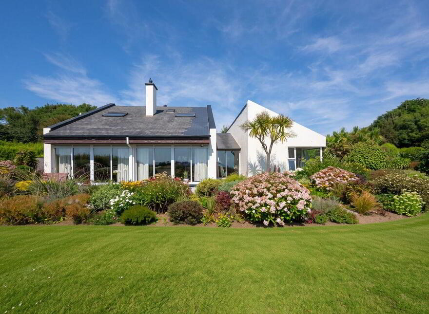 Walyunga, Sandycove, Kinsale, P17NV09