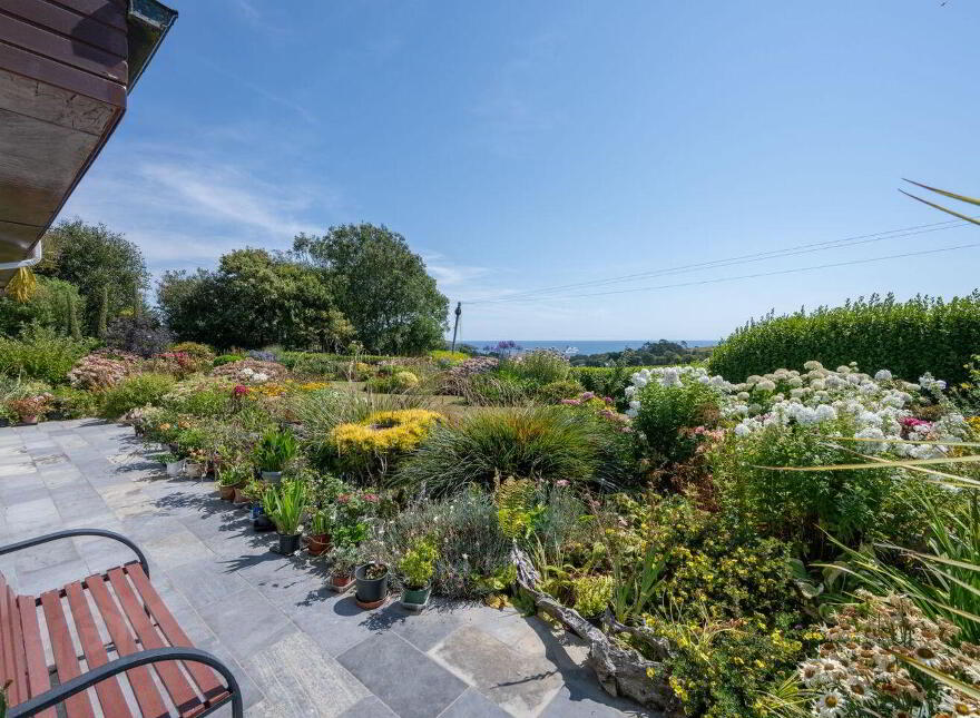 Walyunga, Sandycove, Kinsale, P17NV09