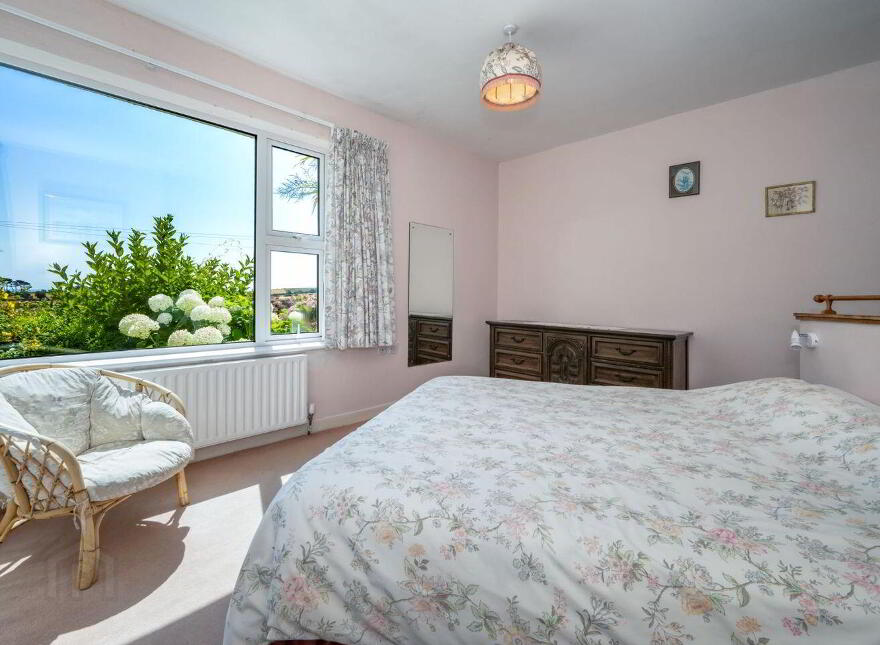 Walyunga, Sandycove, Kinsale, P17NV09
