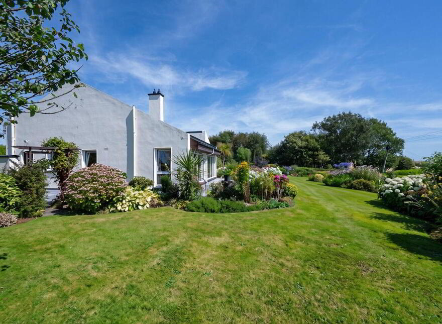Walyunga, Sandycove, Kinsale, P17NV09