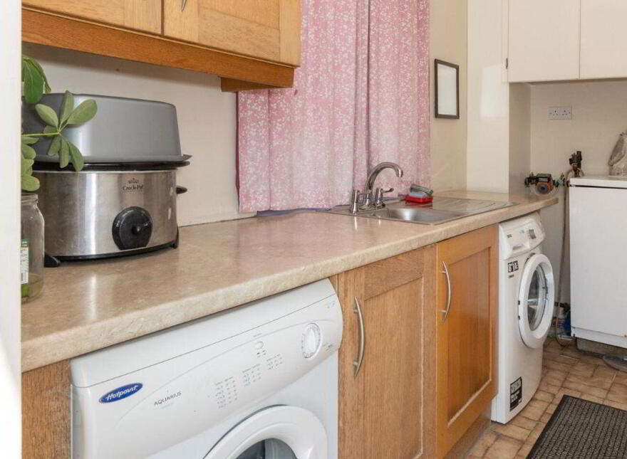 Walyunga, Sandycove, Kinsale, P17NV09