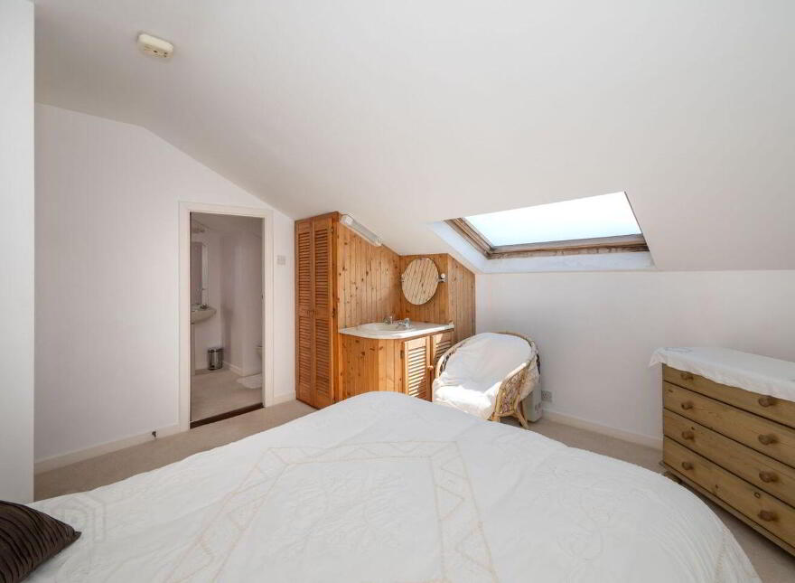 Walyunga, Sandycove, Kinsale, P17NV09