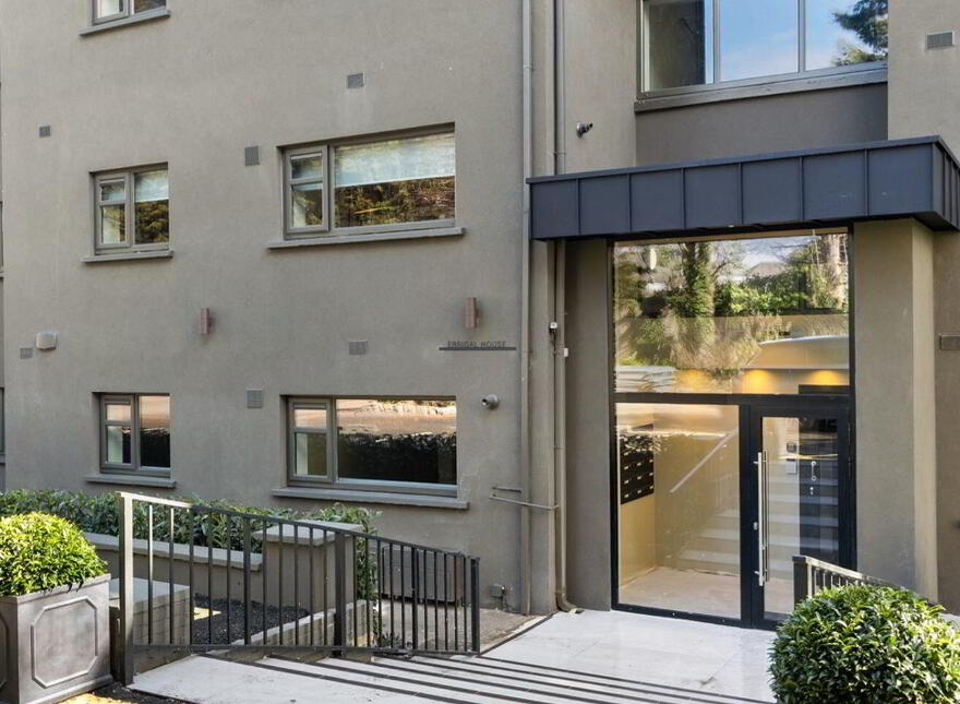 Apartment 10 Errigal House Eglinton Court, Donnybrook, Donnybrook, D04CK11