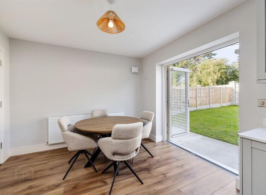 8 Beechwood Grove, Hansfield, Ongar, Dublin 15, D15C8KR