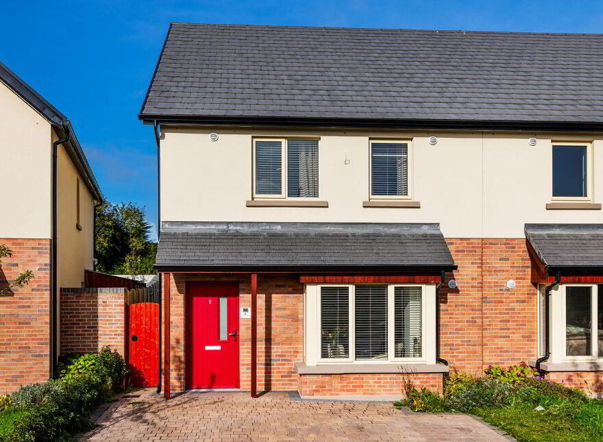8 Beechwood Grove, Hansfield, Ongar, Dublin 15, D15C8KR