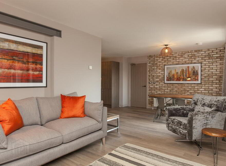 Apt 3, 2 Windsor Road, Belfast, BT9 7FQ
