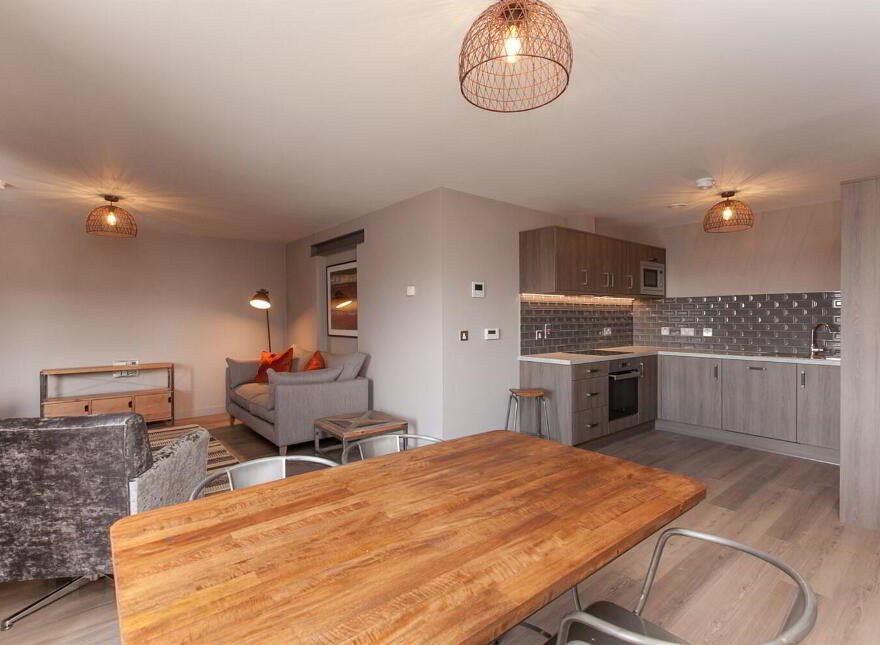 Apt 3, 2 Windsor Road, Belfast, BT9 7FQ