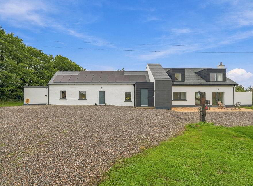 Foxglove Lodge, Killincooley More, Kilmuckridge, Y25E397