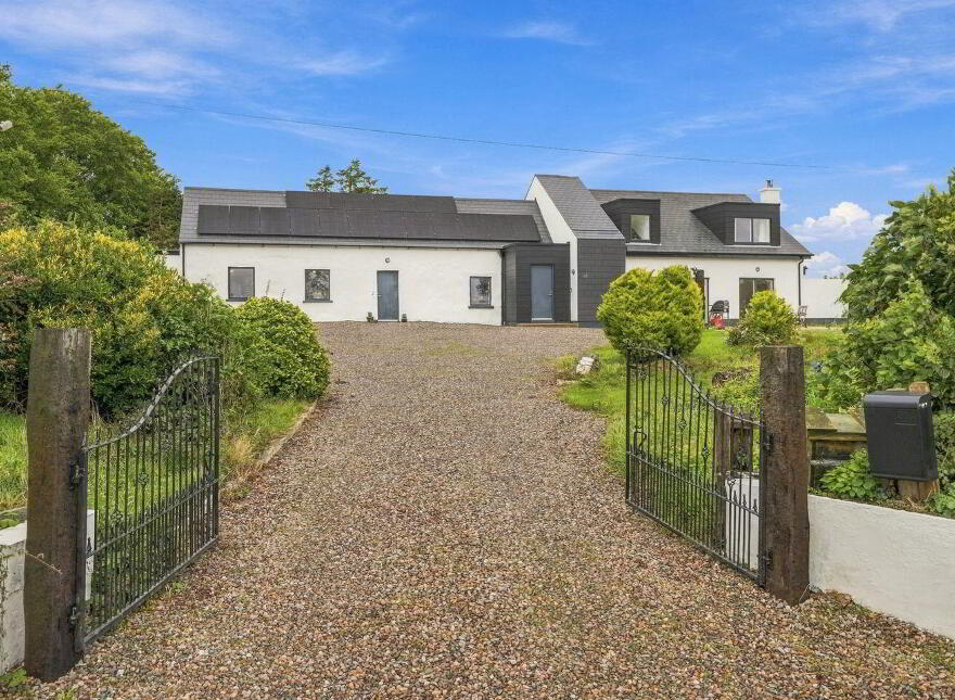 Foxglove Lodge, Killincooley More, Kilmuckridge, Y25E397