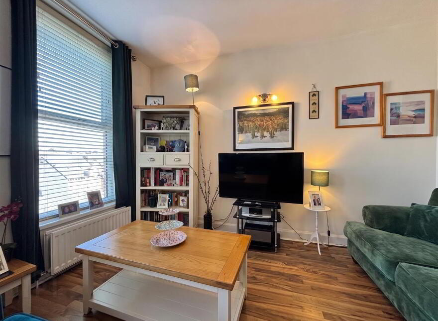 Apt 3, 34 Hopefield Avenue, Belfast, BT15 5AP