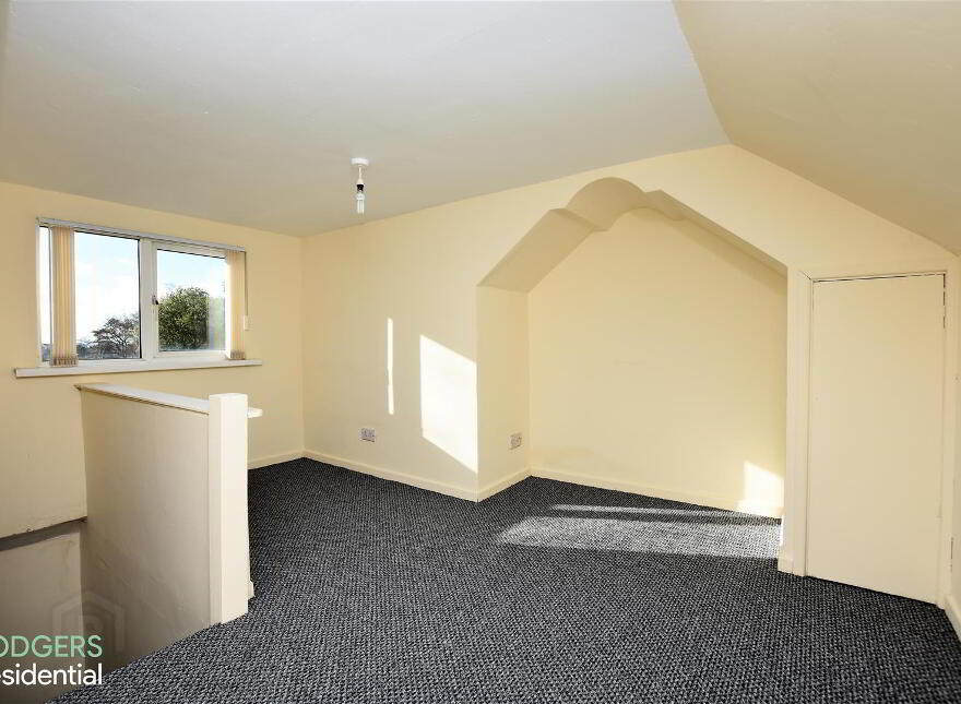 28 Unity Street, Carrickfergus, BT38 8AW