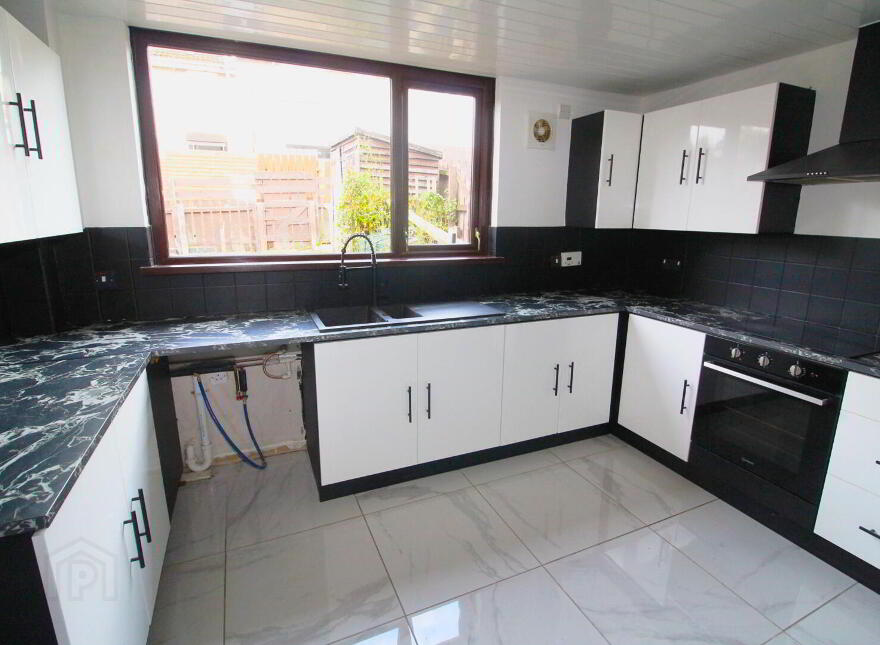 2 Knockenagh Walk, Newtownabbey, BT36 6BW