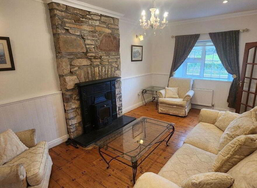 Cross Residence, Creggan, Ballaghaderreen, F45N793