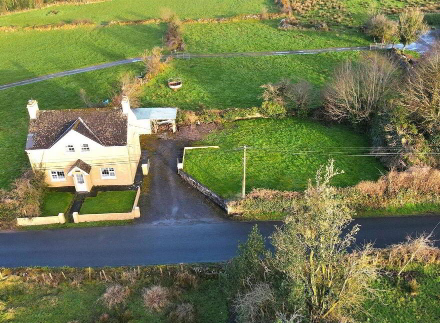 Cross Residence, Creggan, Ballaghaderreen, F45N793
