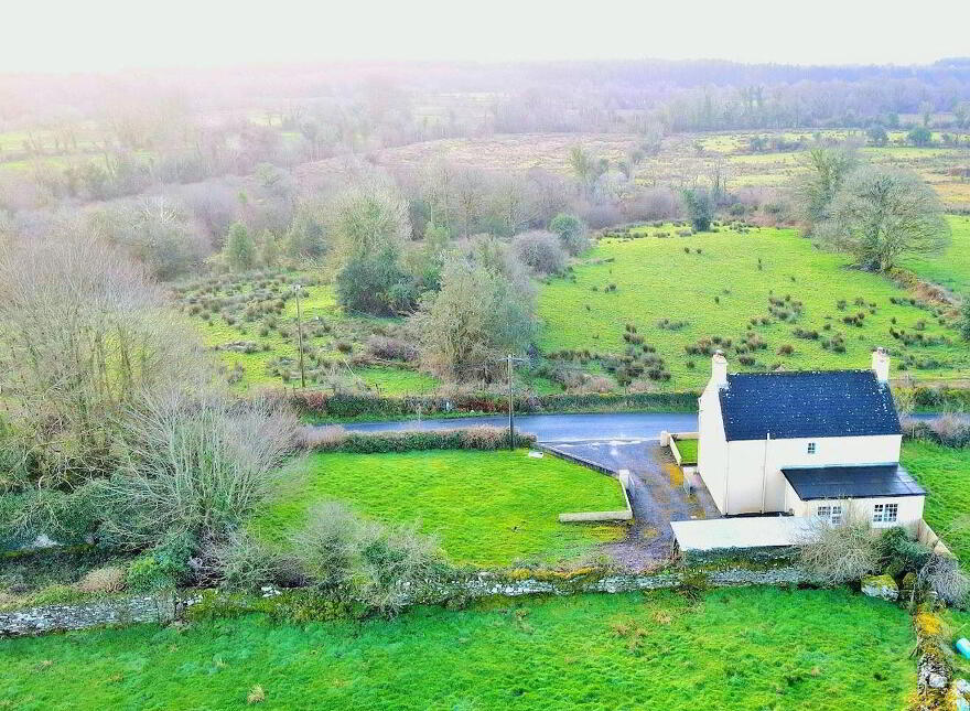 Cross Residence, Creggan, Ballaghaderreen, F45N793