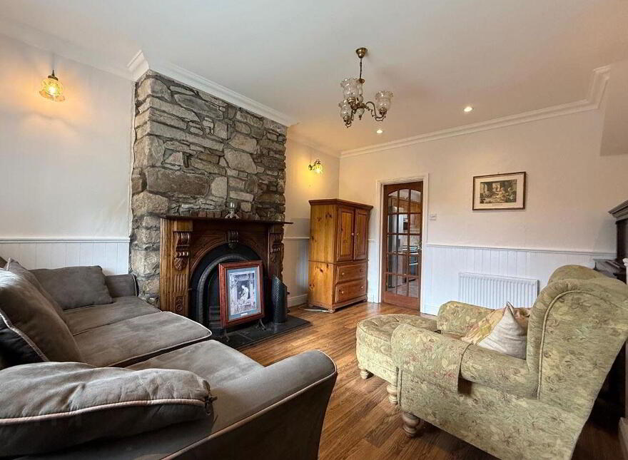 Cross Residence, Creggan, Ballaghaderreen, F45N793
