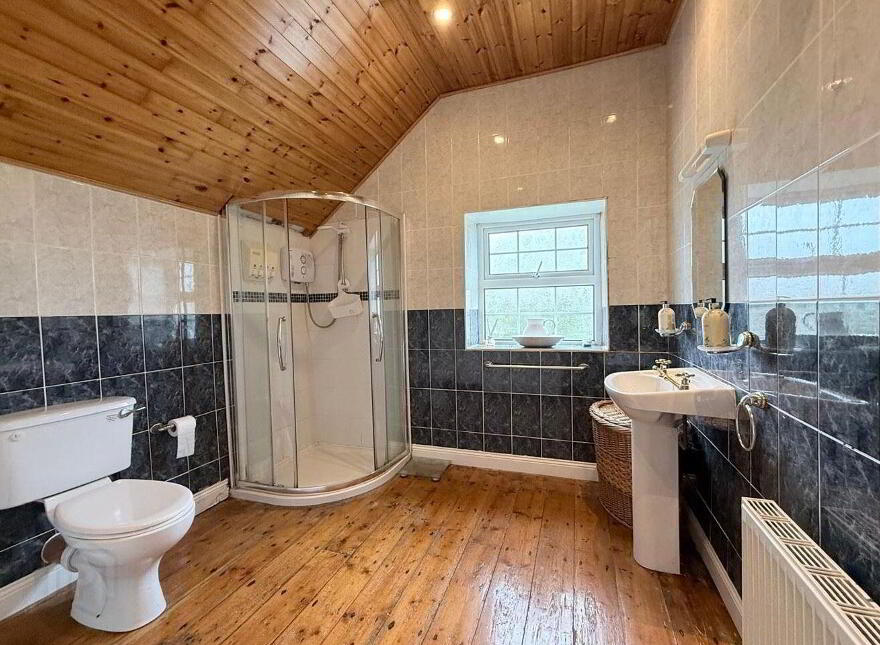 Cross Residence, Creggan, Ballaghaderreen, F45N793