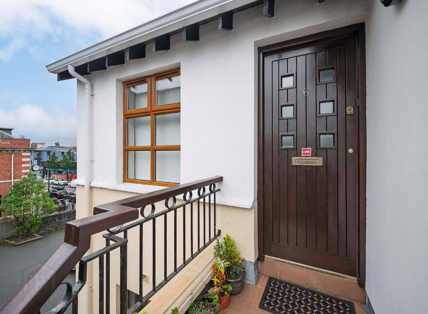 6 Lesley Mews, 19 Church View, Holywood, BT18 9DP