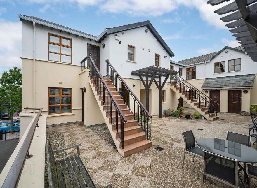 6 Lesley Mews, 19 Church View, Holywood, BT18 9DP