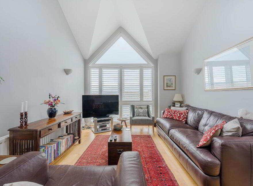 6 Lesley Mews, 19 Church View, Holywood, BT18 9DP