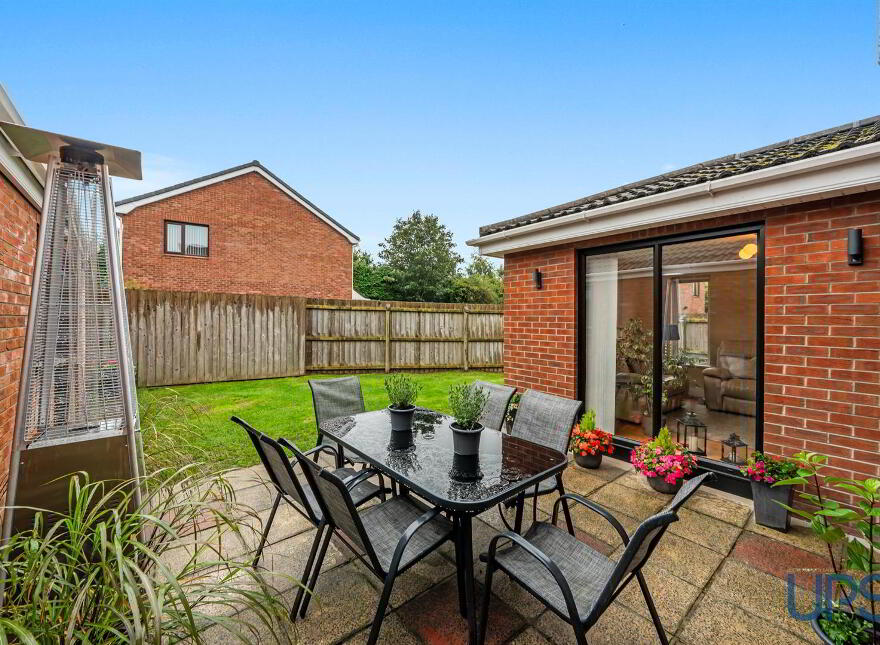12 Arlington Drive, Blacks Road, Belfast, BT10 0NQ