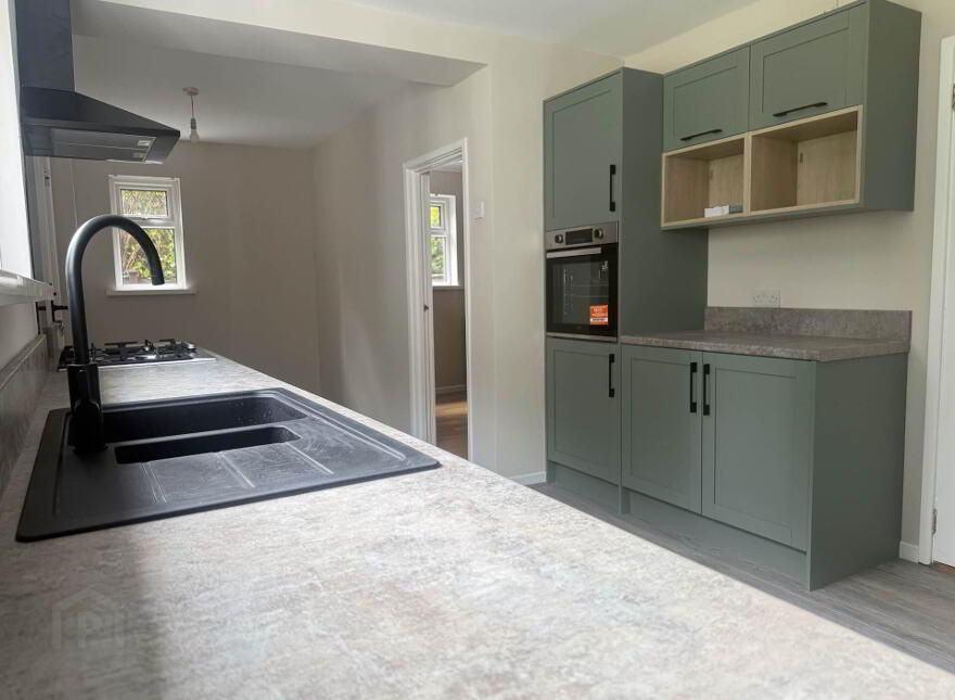 41 Downshire Gardens, Carrickfergus, BT38 7LN