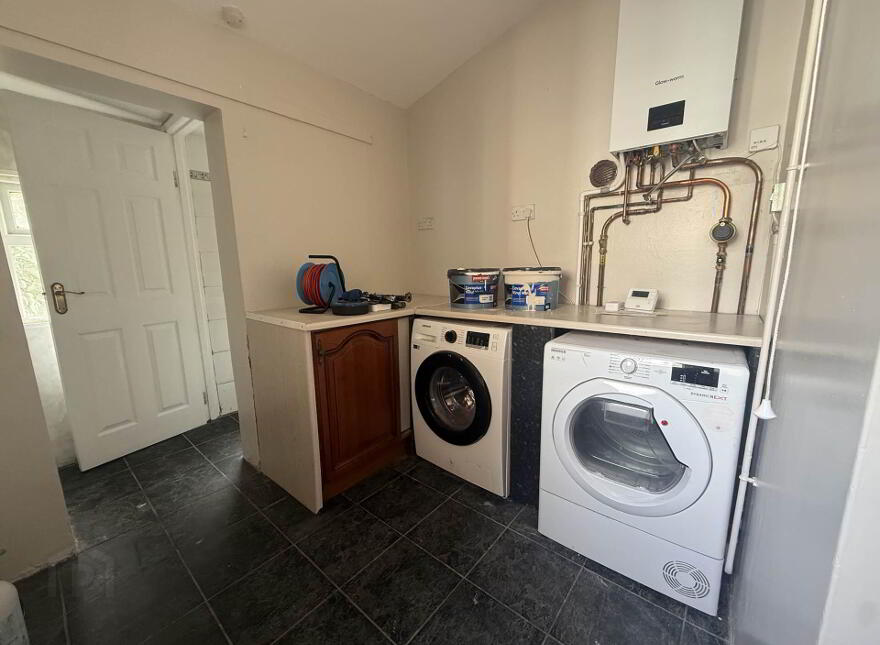 41 Downshire Gardens, Carrickfergus, BT38 7LN