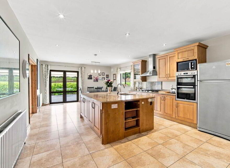 Residence On 11.85 Acres Blackhill, Kill, W91R8PP