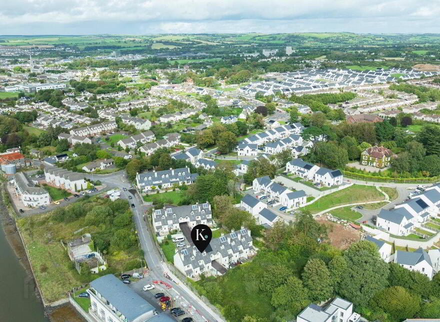 6 Charleston Court, Bailick Road, Midleton, P25WN22