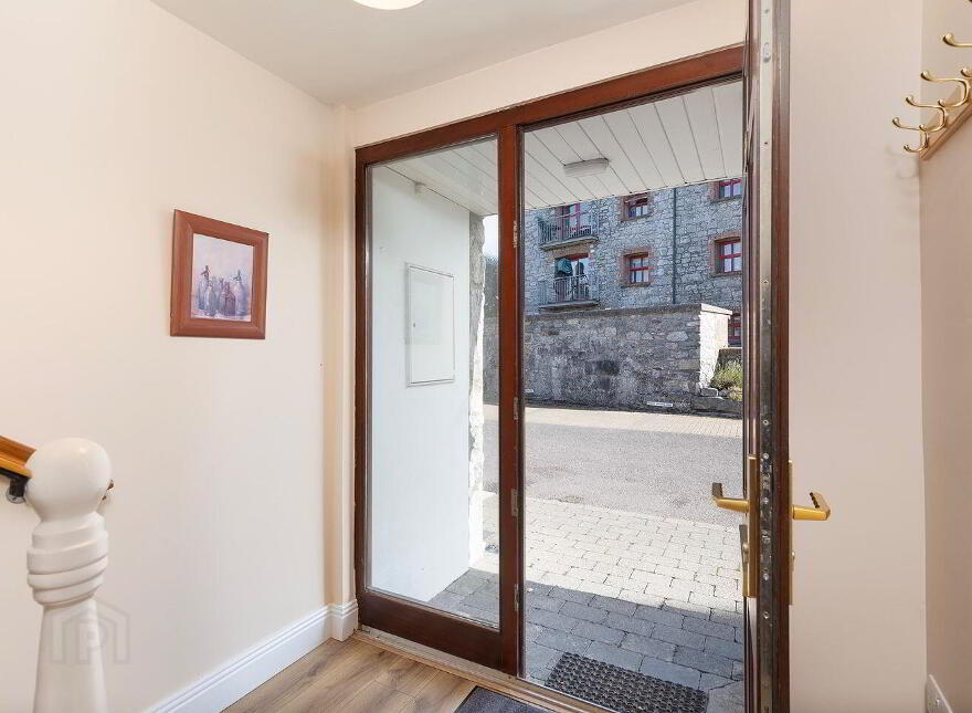 59 The Stables, Mill Road, Midleton, P25K728