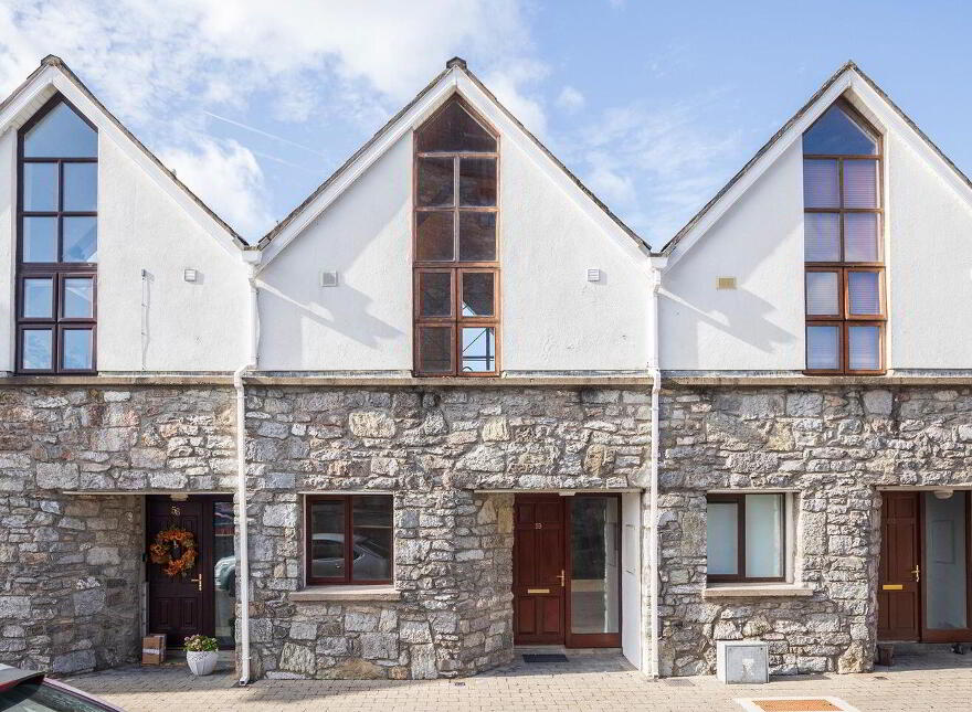 59 The Stables, Mill Road, Midleton, P25K728