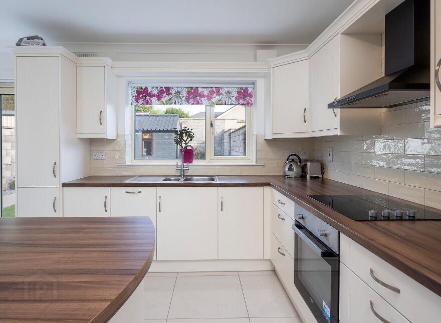 6 Lios Na Mban, Ladysbridge, P25K5T7