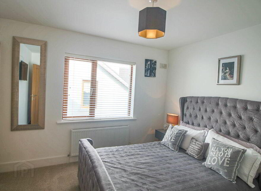 21 Shannon Haven, Dromod, N41HX08
