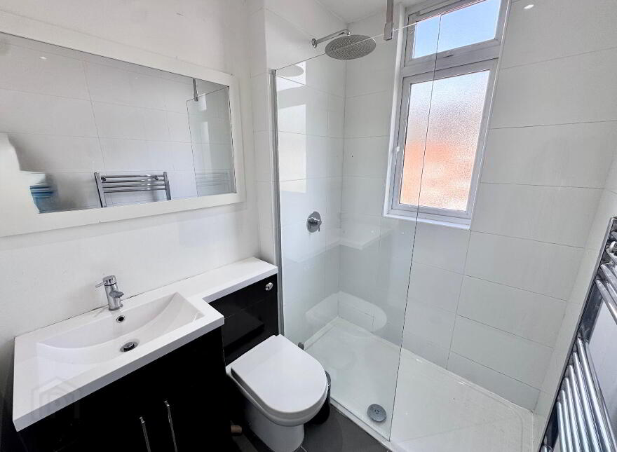 33 Rathcool Street, Belfast, BT9 7GA