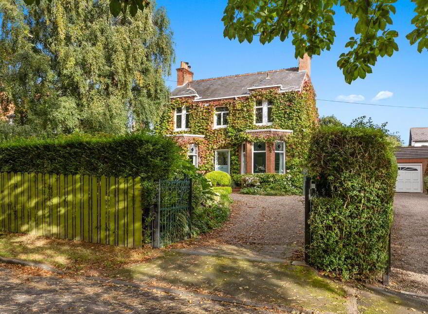 5 Knockdene Park North, Belfast, BT5 7AA