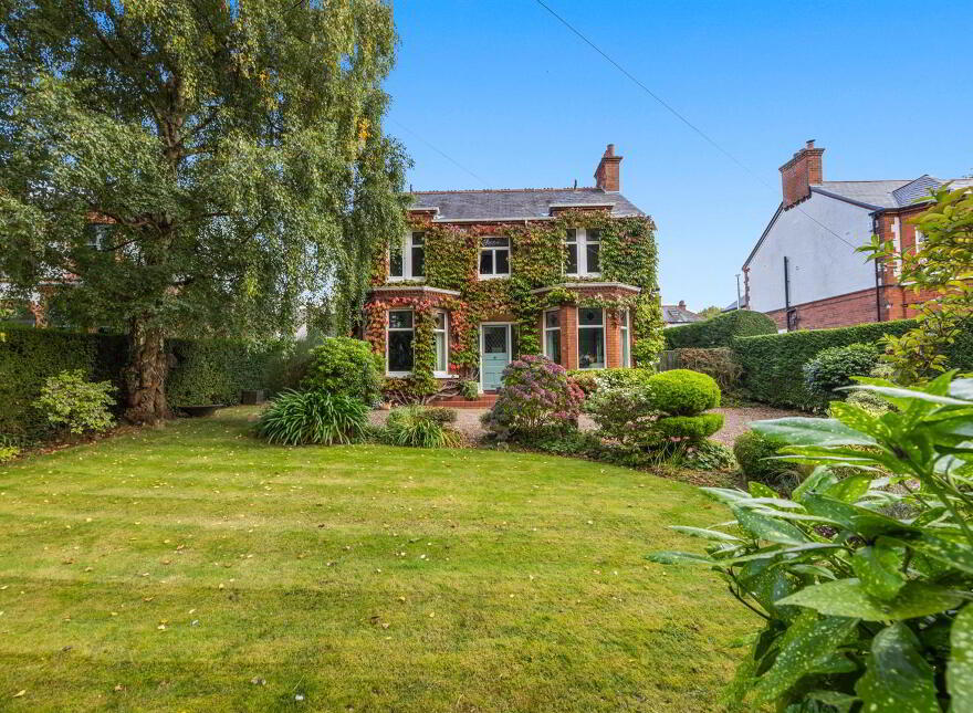 5 Knockdene Park North, Belfast, BT5 7AA