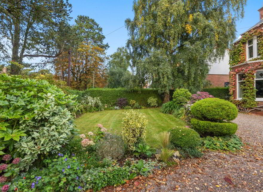 5 Knockdene Park North, Belfast, BT5 7AA