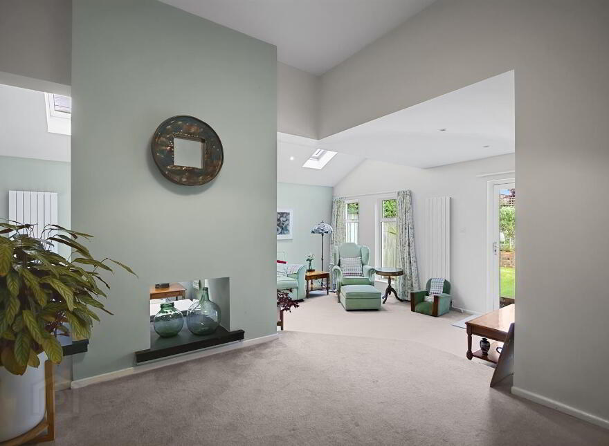 5 Knockdene Park North, Belfast, BT5 7AA