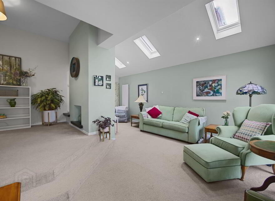 5 Knockdene Park North, Belfast, BT5 7AA