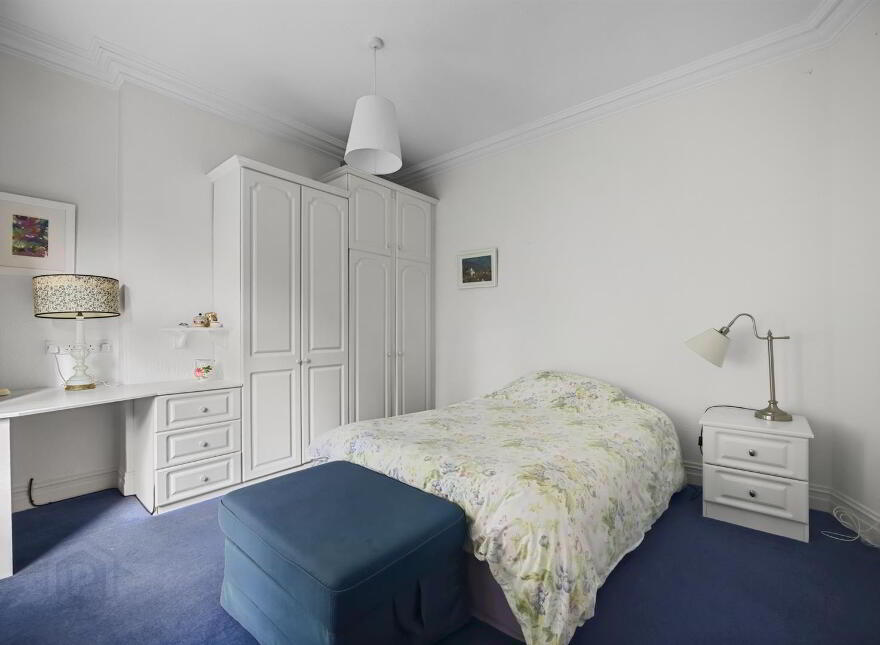 5 Knockdene Park North, Belfast, BT5 7AA