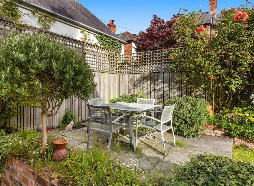 5 Knockdene Park North, Belfast, BT5 7AA